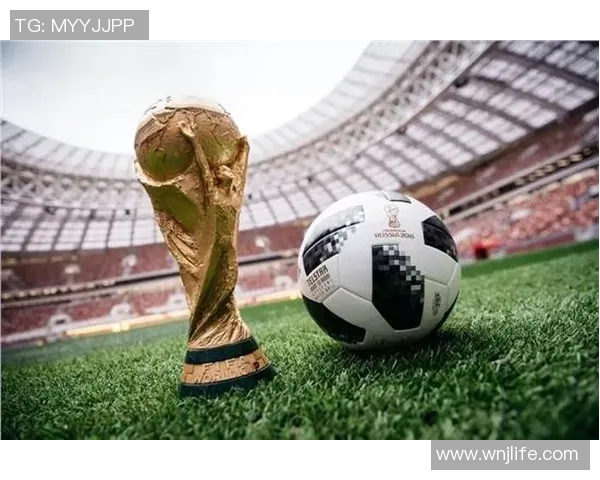 足球明星道具展示图片集锦让你领略球场风采与魅力