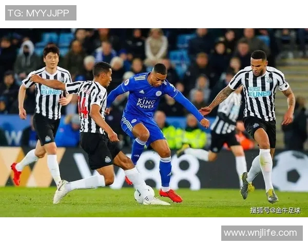 董姓足球明星的崛起与成就解析以及他们对中国足球的影响 董姓足球明星的崛起与成就解析以及他们对中国足球的影响