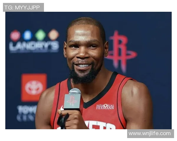 杜兰特申请交易引发热潮三队争抢太阳热火76人全力以赴 杜兰特申请交易引发热潮三队争抢太阳热火76人全力以赴